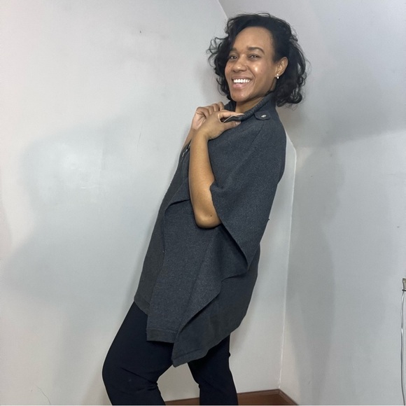 WHBM Dark Neutral Zip Up Cardigan Sweater Knit Cape Lagenlook Scandi Cozy Small - Picture 4 of 17